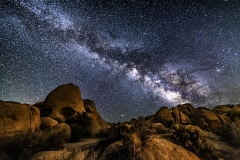 skull rock milky way Joshua Tree